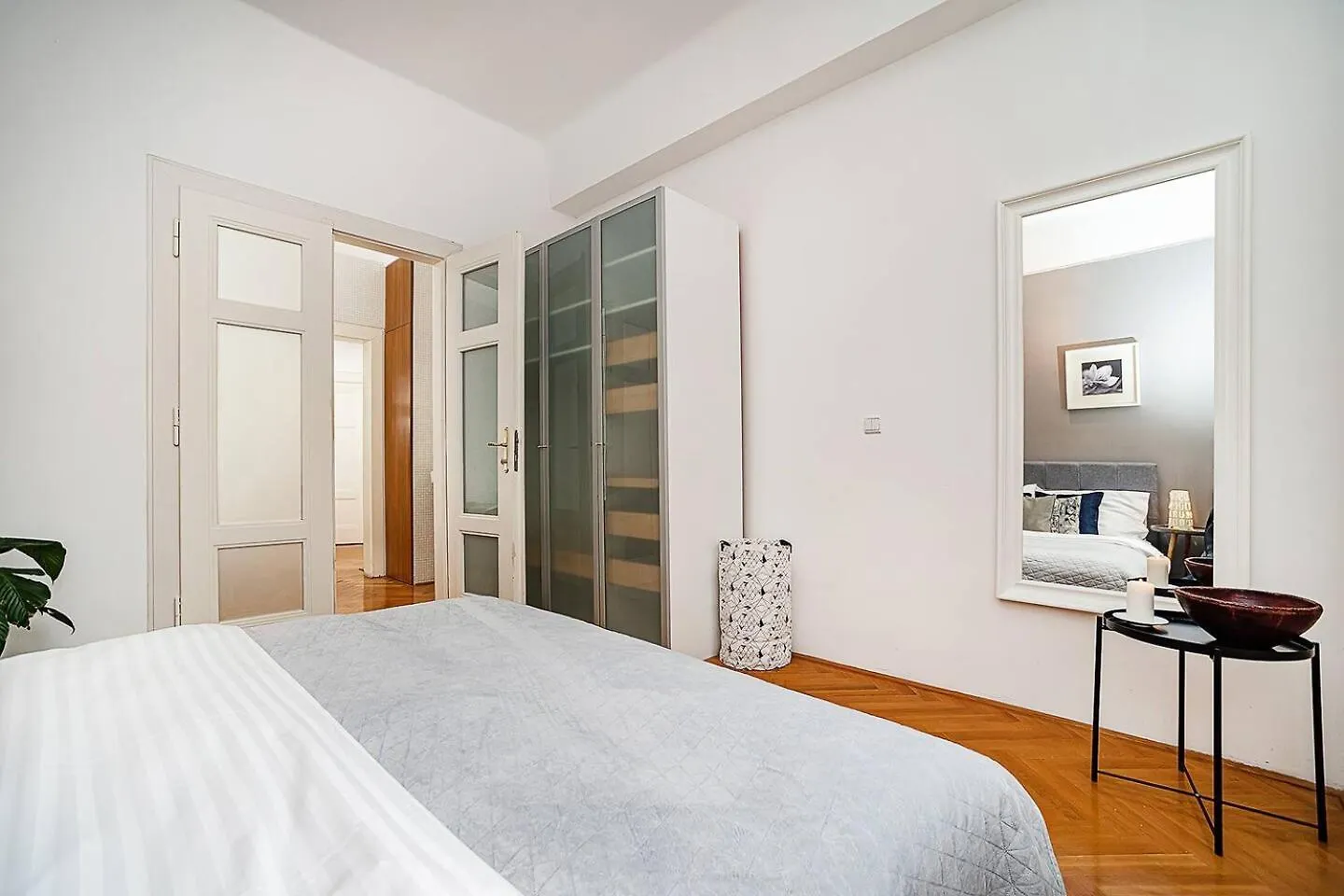 Apartament Elegant Old Town Apt With Balcony Praga